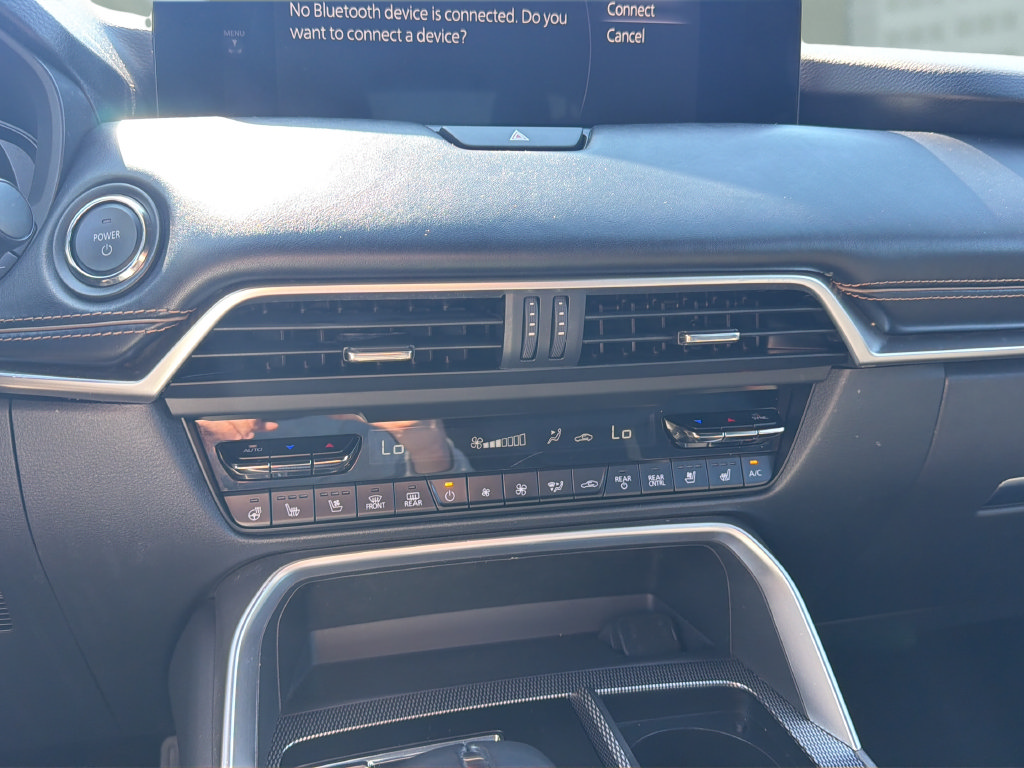 Certified 2024 MAZDA CX-90 Plug-In Hybrid w/ Premium Plus AWD/4WD image 30