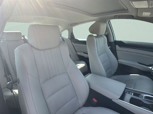 Certified 2020 Honda Accord EX-L image 17