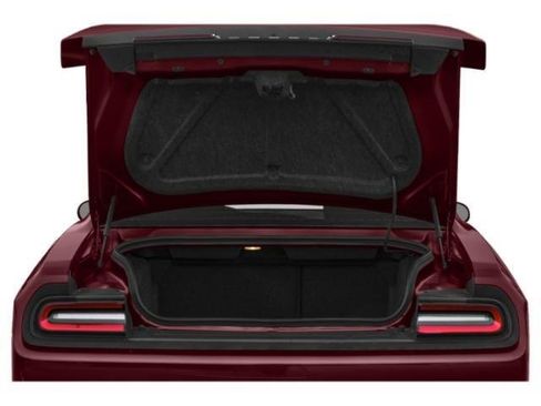Used 2019 Dodge Challenger SXT RWD image 6