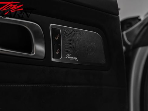 Used 2018 Mercedes-Benz AMG GT R image 23