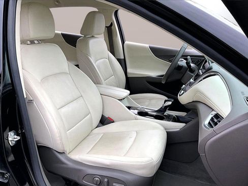 Used 2024 Chevrolet Malibu LT image 23