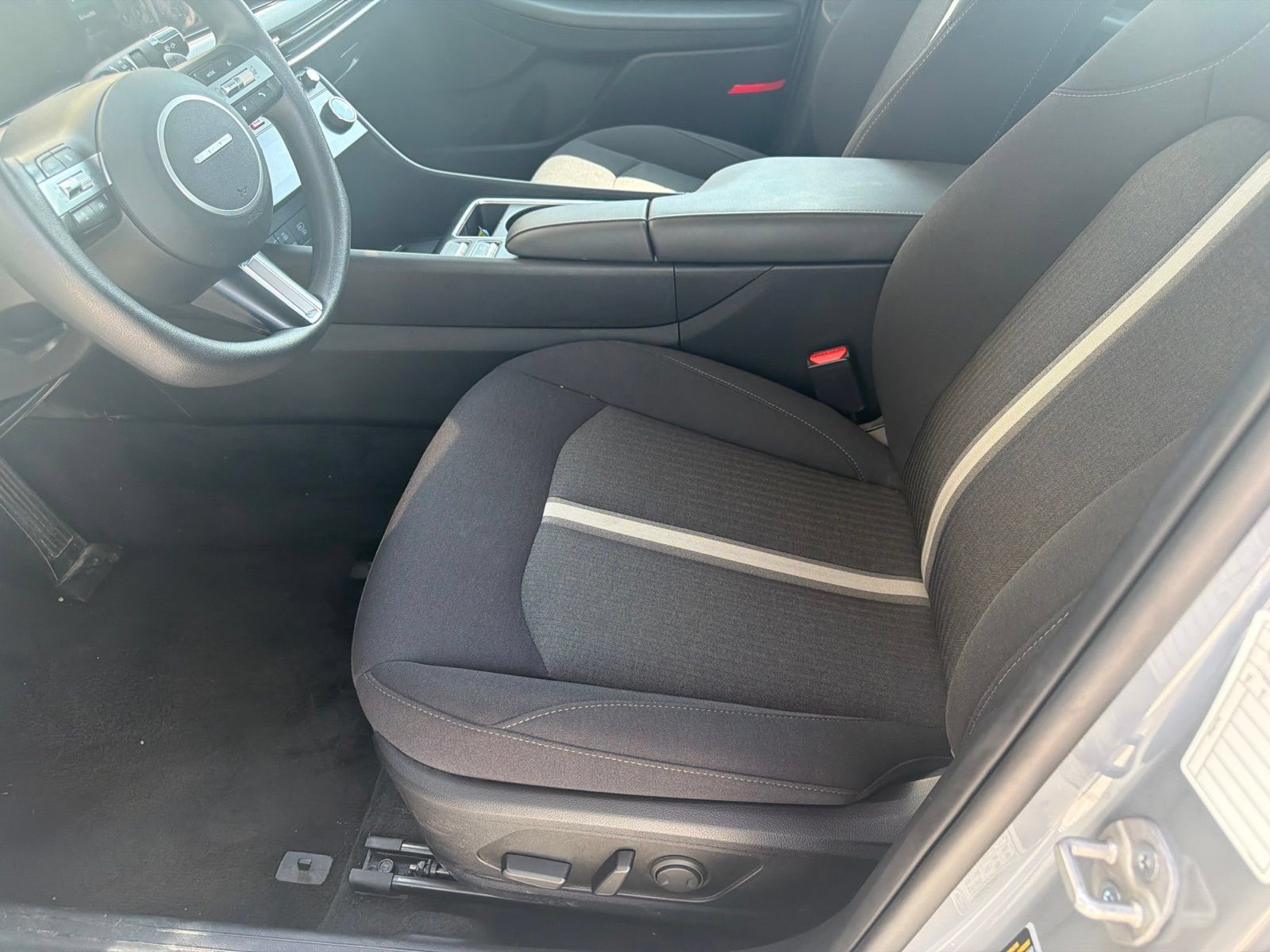 Certified 2025 Hyundai Sonata SEL FWD image 12