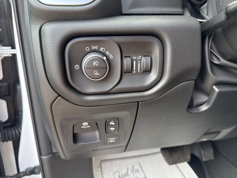 New 2026 RAM 1500 Big Horn AWD/4WD image 17