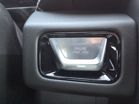 New 2026 GMC Yukon Elevation image 11