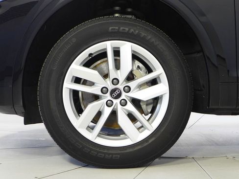 Used 2023 Audi Q5 2.0T Premium w/ Convenience Package image 5