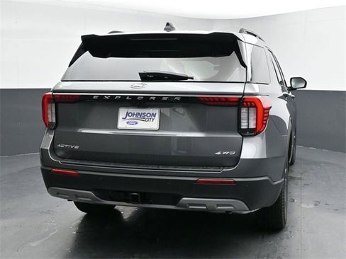 New 2026 Ford Explorer Active w/ Active Comfort Package image 14