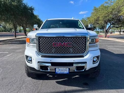 Used 2016 GMC Sierra 2500 Denali w/ Duramax Plus Package AWD/4WD image 2