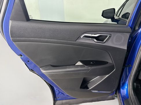 Used 2023 Kia Sportage SX image 26