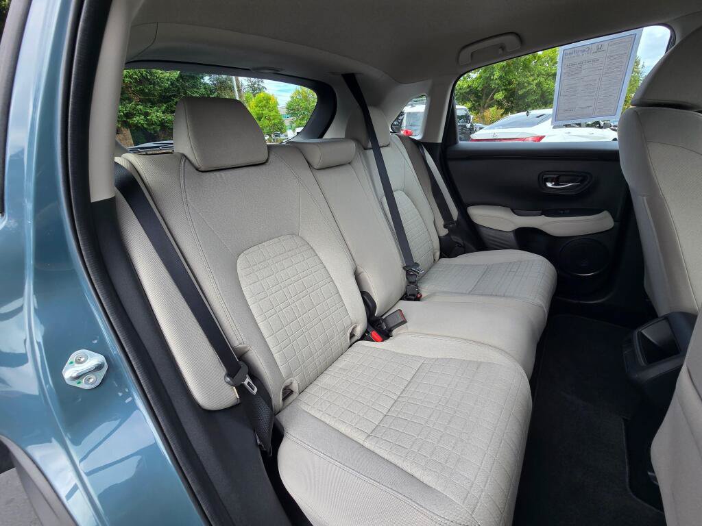 Certified 2024 Honda HR-V LX image 6