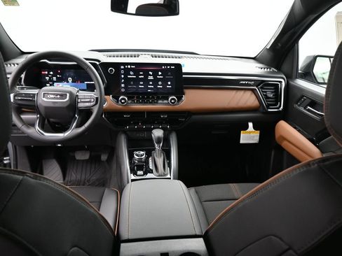 New 2026 GMC Canyon AT4 image 19