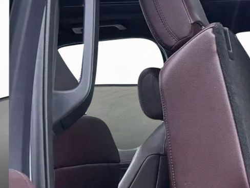 Used 2023 Ford Expedition Max Limited image 23