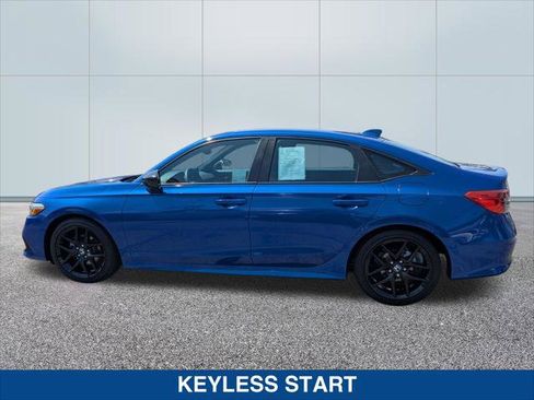 Used 2024 Honda Civic Sport image 2