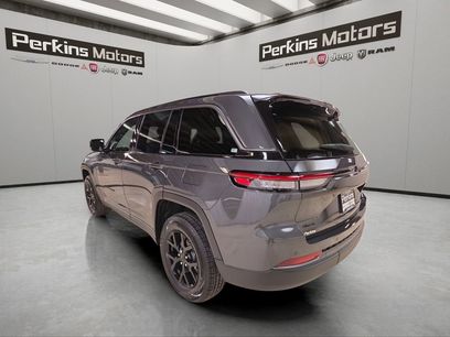 New 2026 Jeep Grand Cherokee Laredo