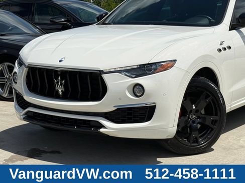Used 2022 Maserati Levante GT AWD/4WD image 2
