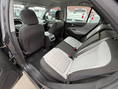 Used 2022 Chevrolet Equinox LS AWD/4WD image 23