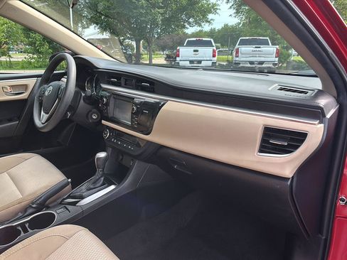 Used 2015 Toyota Corolla LE w/ Body Protection Package #1 FWD image 23