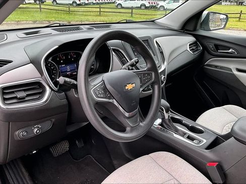 Used 2022 Chevrolet Equinox LT AWD/4WD image 12