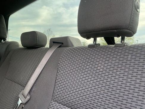 Used 2016 Ford F150 XLT w/ XTR Package image 8