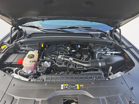 Certified 2025 Jeep Grand Cherokee L Laredo image 31