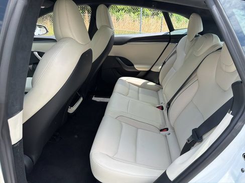 Used 2021 Tesla Model S Plaid AWD/4WD image 19