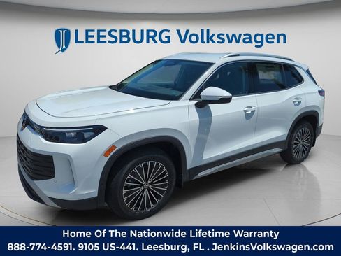 New 2026 Volkswagen Tiguan S FWD image 14