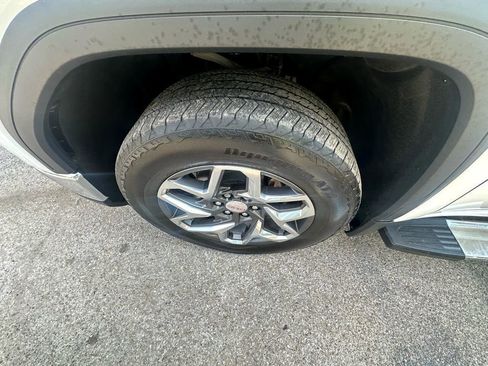 Used 2024 GMC Sierra 1500 SLT w/ SLT Premium Plus Package image 10