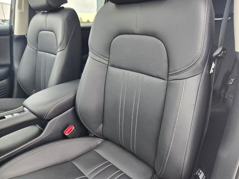 Used 2026 Honda HR-V EX-L image 13