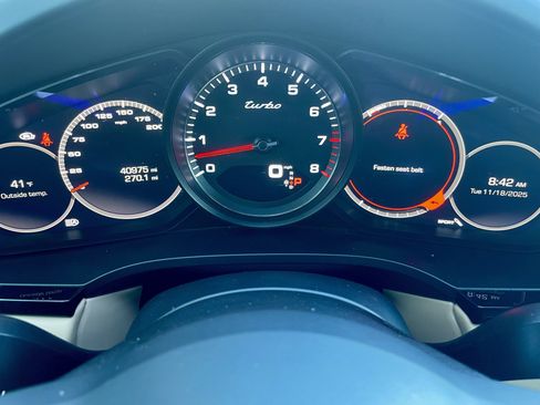 Used 2021 Porsche Cayenne Turbo image 24