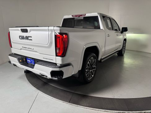 Used 2024 GMC Sierra 1500 Denali Ultimate AWD/4WD image 5