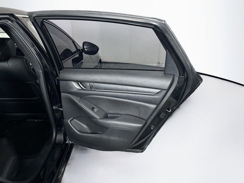 Used 2020 Honda Accord Sport image 27
