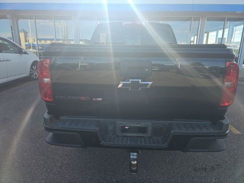 Used 2019 Chevrolet Colorado Z71 w/ Z71 Midnight Edition image 4