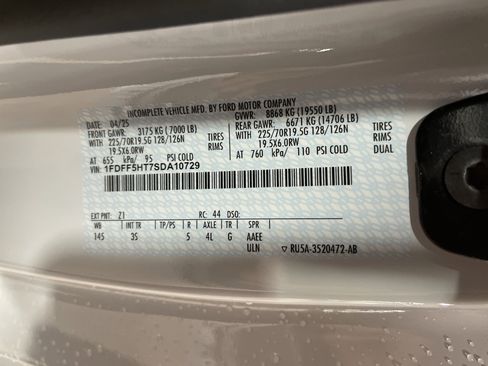 New 2025 Ford F550 4x4 Regular Cab Super Duty w/ XLT Value Package image 22