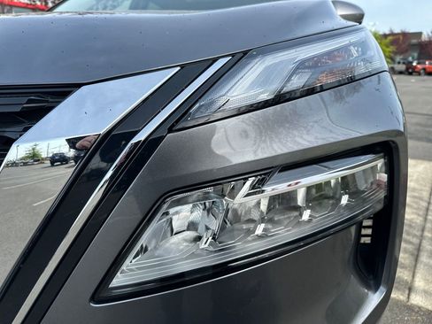 Used 2023 Nissan Rogue SL AWD/4WD image 9