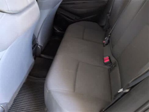 Used 2022 Toyota Corolla LE image 20