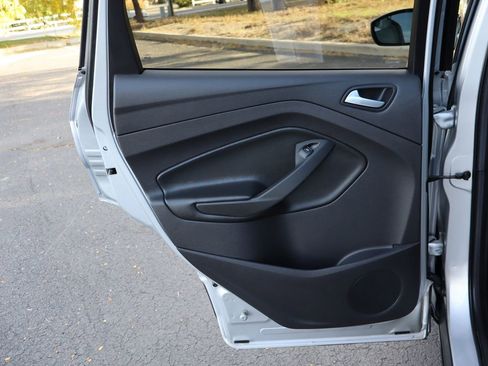 Used 2014 Ford Escape SE image 24