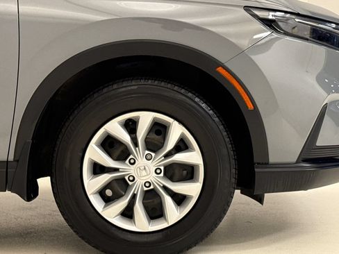 Used 2025 Honda CR-V LX image 6