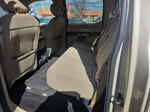 Used 2018 Ford F150 XLT w/ Equipment Group 302A Luxury image 12