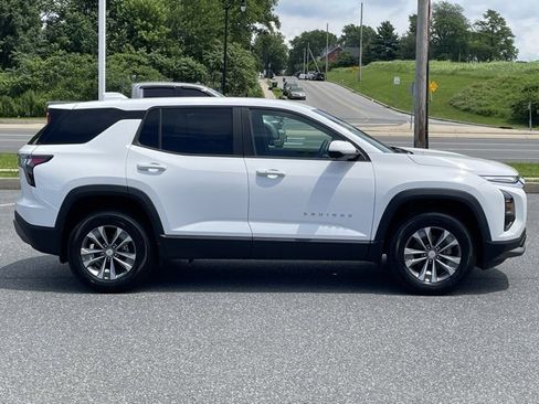 New 2026 Chevrolet Equinox LT w/ Convenience Package II image 8