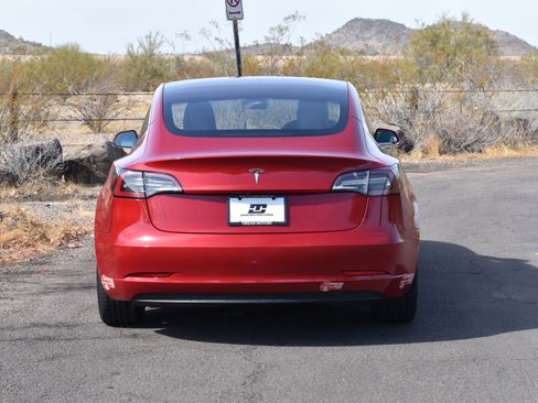 Used 2018 Tesla Model 3 Long Range RWD image 5