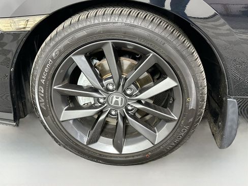 Used 2020 Honda Civic EX image 30