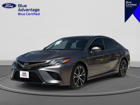 Used 2019 Toyota Camry SE w/ Convenience Package FWD image 1