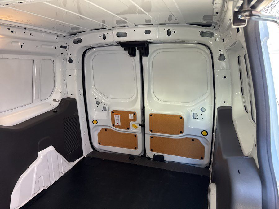 Used 2022 Ford Transit Connect XL FWD image 32