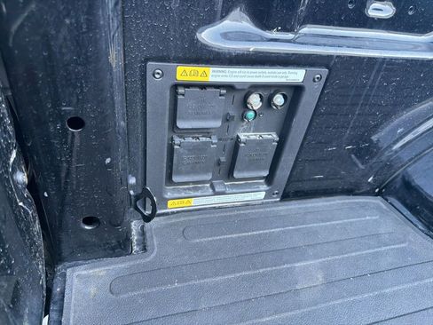 Used 2022 Ford F150 XLT w/ Equipment Group 302A High image 12