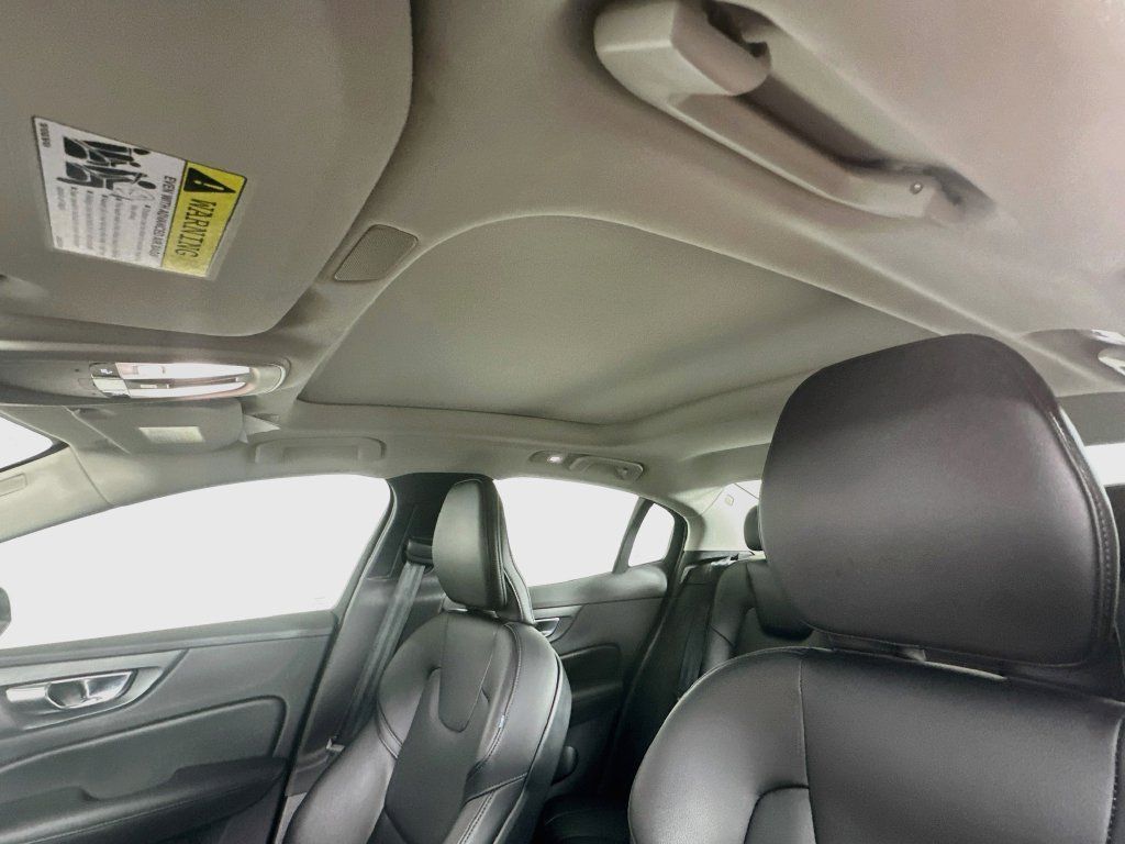 Used 2024 Volvo S60 B5 Core FWD image 30
