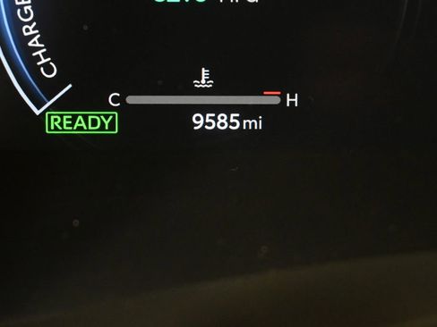 Used 2025 Toyota Highlander Platinum AWD/4WD image 27