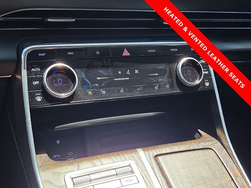 Used 2024 Genesis GV80 3.5T AWD/4WD image 19