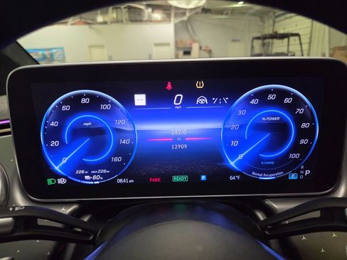 Used 2022 Mercedes-Benz EQS 450+ Sedan image 19