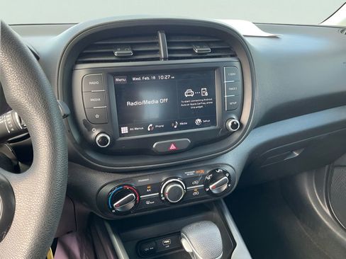 Used 2024 Kia Soul LX w/ Option Group 015 image 30