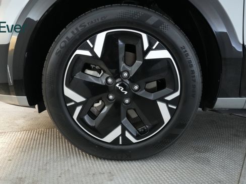 Used 2024 Kia Niro Wind FWD image 19