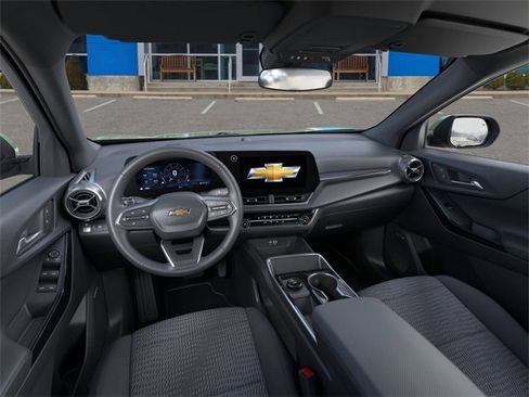 New 2026 Chevrolet Equinox LT image 15